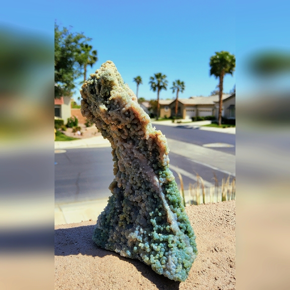 Beautiful Large Multi-hued Grape Agate Wave Shaped Freeform - Picture 5 of 14